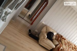 Продается 3-комнатная квартира 72 кв. м в Днепре