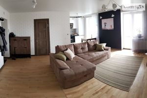 Продается 2-комнатная квартира 67 кв. м в Виннице