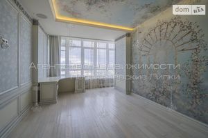 Продается 5-комнатная квартира 275 кв. м в Киеве