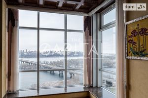 Сдается в аренду 4-комнатная квартира 140 кв. м в Киеве