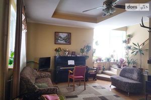 Продается дом на 2 этажа 139 кв. м с верандой