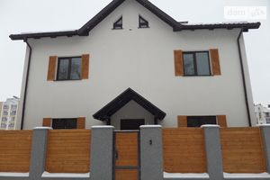 Продается дом на 2 этажа 320 кв. м с мебелью