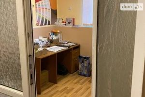 Здається в оренду офіс 30 кв. м в бізнес-центрі