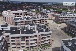 Продается 2-комнатная квартира 68 кв. м в Киеве