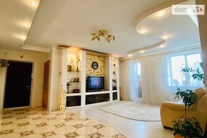 Продається 3-кімнатна квартира 85.2 кв. м у Одесі