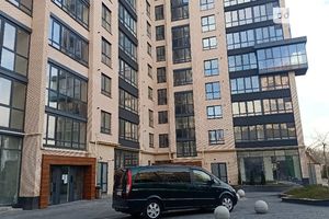 Продається 2-кімнатна квартира 82 кв. м у Хмельницькому