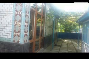 Продается одноэтажный дом 100 кв. м с бассейном