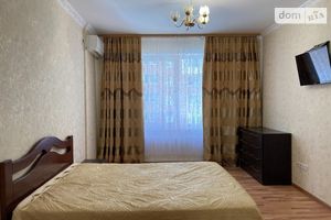 Продається 1-кімнатна квартира 46 кв. м у Одесі