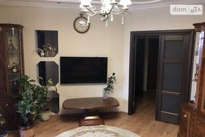 Продається 2-кімнатна квартира 75 кв. м у Хмельницькому