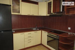 Продается 2-комнатная квартира 58 кв. м в Киеве