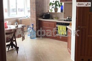 Продается 2-комнатная квартира 50 кв. м в Киеве