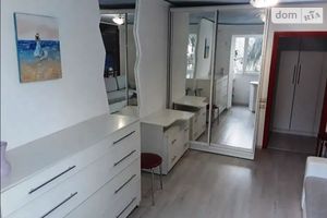Продается 3-комнатная квартира 66 кв. м в Житомире