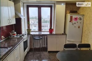 Продается 4-комнатная квартира 80 кв. м в Николаеве