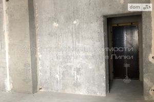 Продается 4-комнатная квартира 165 кв. м в Киеве