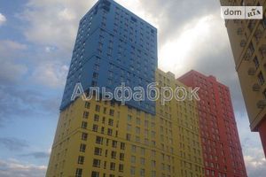 Продается 2-комнатная квартира 65 кв. м в Киеве