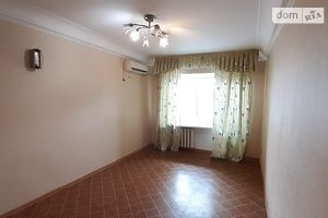 Продается 3-комнатная квартира 60 кв. м в Херсоне