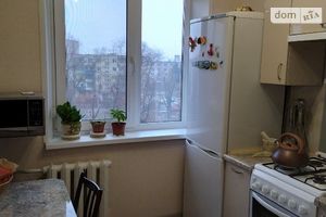 Продається 1-кімнатна квартира 31 кв. м у Дніпрі