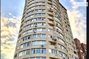 Продається 2-кімнатна квартира 64 кв. м у Дніпрі