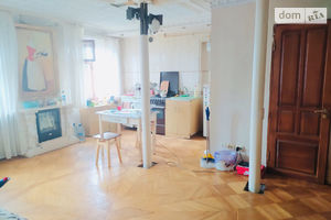 Продается 3-комнатная квартира 60 кв. м в Днепре