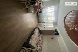 Продается 1-комнатная квартира 38 кв. м в Киево-Святошинске