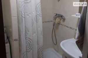 Продается 3-комнатная квартира 65 кв. м в Тернополе
