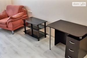 Сдается в аренду 1-комнатная квартира 38 кв. м в Ровно