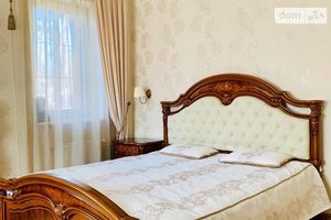 Продается дом на 2 этажа 195 кв. м с участком