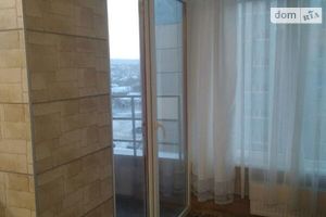 Продается 1-комнатная квартира 42 кв. м в Днепре