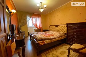 Продается 3-комнатная квартира 84 кв. м в Николаеве