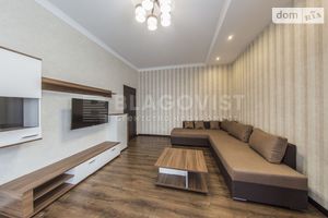 Продается 2-комнатная квартира 73.5 кв. м в Киеве
