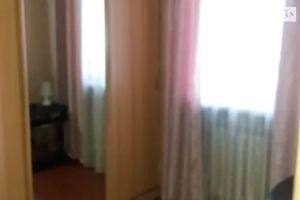 Продається 3-кімнатна квартира 45 кв. м у Дніпрі
