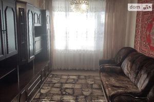 Здається в оренду 3-кімнатна квартира 67 кв. м у Маріуполі