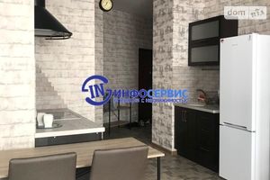 Продается 3-комнатная квартира 65 кв. м в Днепре