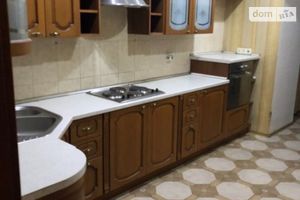 Продається 4-кімнатна квартира 136 кв. м у Дніпрі
