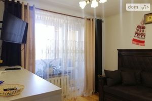 Продается 1-комнатная квартира 22.1 кв. м в Тернополе
