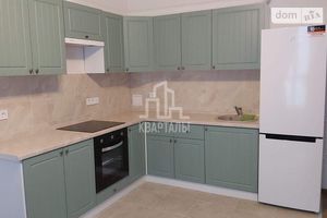 Сдается в аренду 2-комнатная квартира 70 кв. м в Киеве