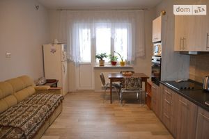 Продается 2-комнатная квартира 90 кв. м в Ирпене