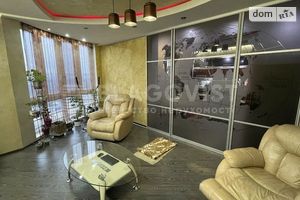 Продается 3-комнатная квартира 105 кв. м в Киеве