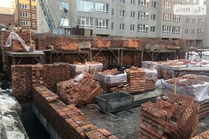 Продається 2-кімнатна квартира 60.4 кв. м у Хмельницькому