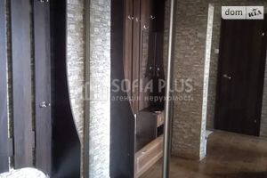 Продается 1-комнатная квартира 43 кв. м в Киеве