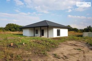 Продається одноповерховий будинок 105 кв. м з каміном