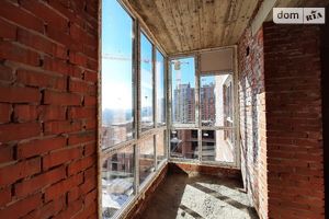 Продается 2-комнатная квартира 65.4 кв. м в Ивано-Франковске