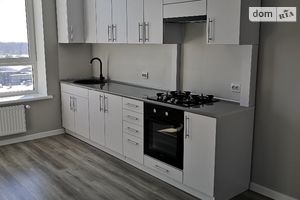 Продается 1-комнатная квартира 43.4 кв. м в Ивано-Франковске
