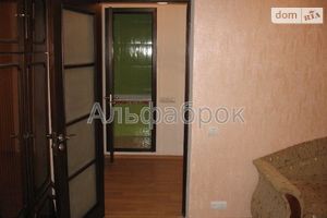 Сдается в аренду 1-комнатная квартира 40 кв. м в Киеве