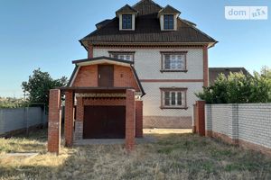 Продается дом на 2 этажа 350 кв. м с террасой