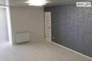 Продается 3-комнатная квартира 70 кв. м в Тернополе