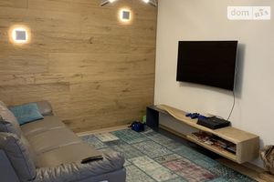 Продается 3-комнатная квартира 120 кв. м в Киеве