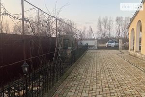 Продается дом на 2 этажа 325 кв. м с мебелью