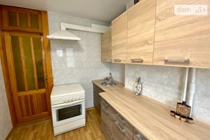 Сдается в аренду 3-комнатная квартира 70 кв. м в Днепре