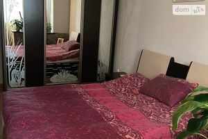 Сдается в аренду 3-комнатная квартира 68 кв. м в Ивано-Франковске